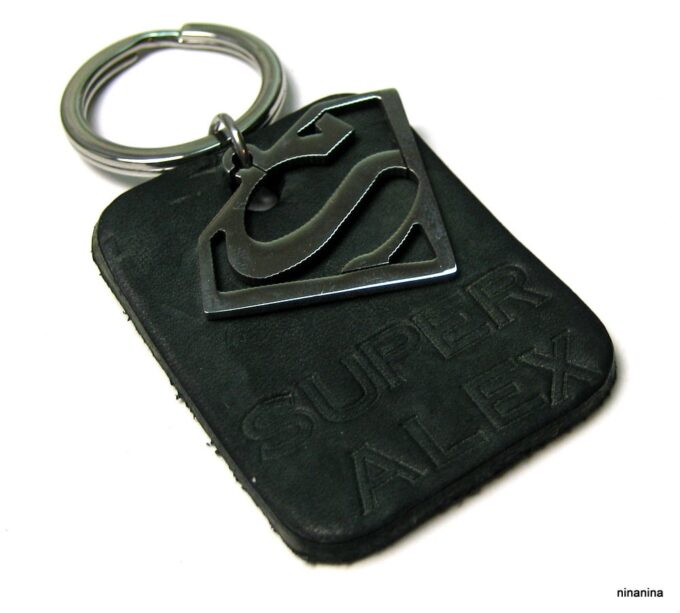 N3926c_porte-cle_SUPERMAN_cuir_personnalise