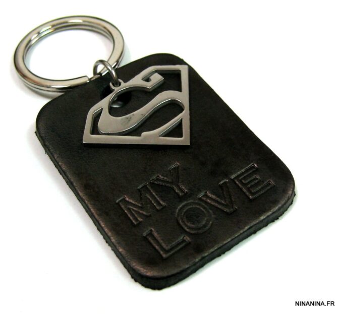 N3926terc_porte-cle_cuir_SUPERMAN_acier_personnalise