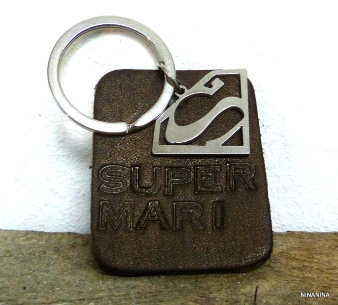 Porte clé superman homme cuir personnalisé texte - Ninanina