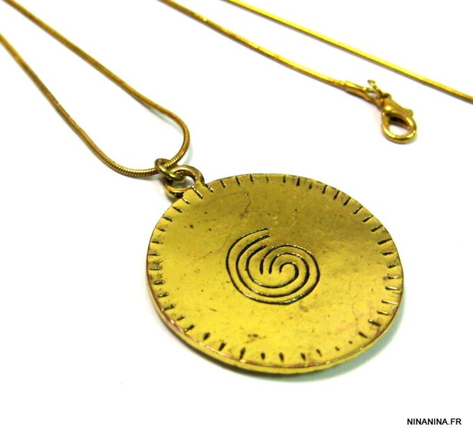 N392bisi_collier_pendentif_spirales_metal_dore