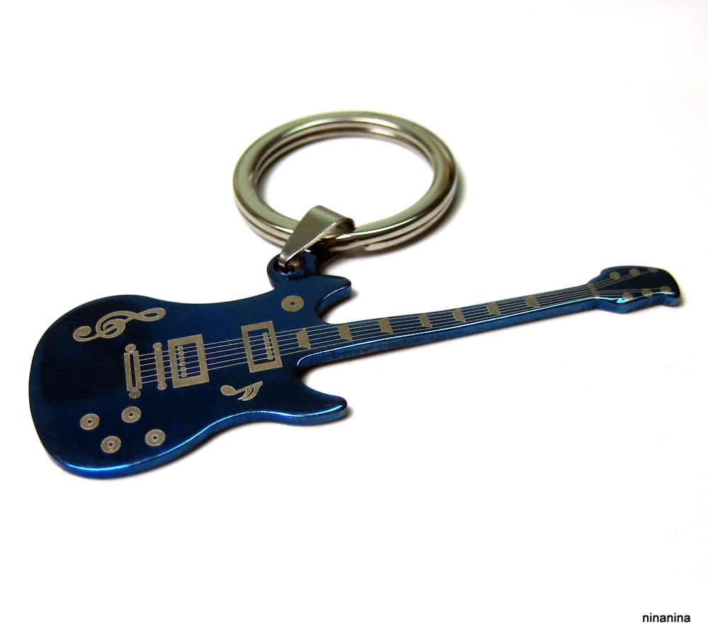 Porte clés guitare électrique Acier inoxydable bleu homme - Ninanina