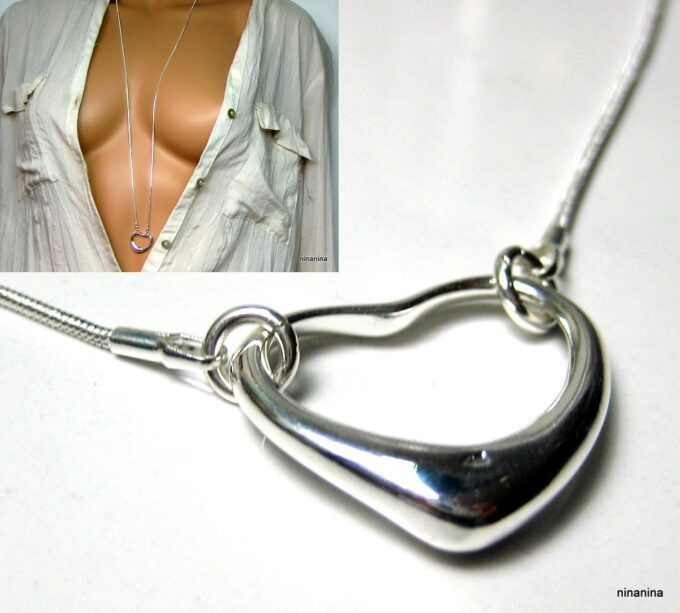 N3947a_collier_long_sautoir_coeur_plaque_argent_maille_serpent
