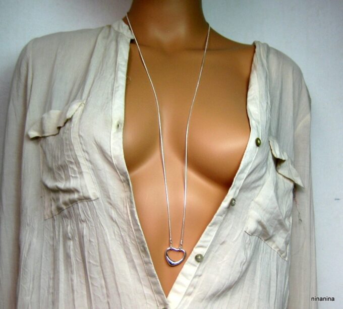 N3947f_collier_long_sautoir_coeur_plaque_argent_maille_serpent