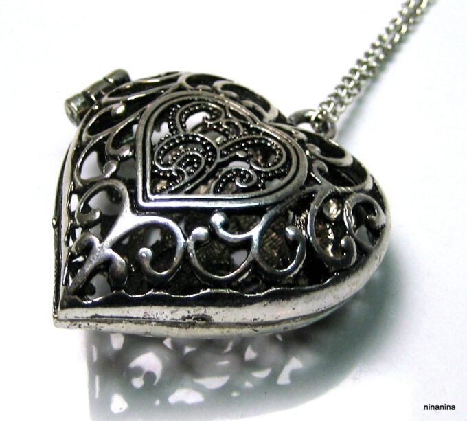 N3954f_collier_sautoir_coeur_porte-photo_metal_argent