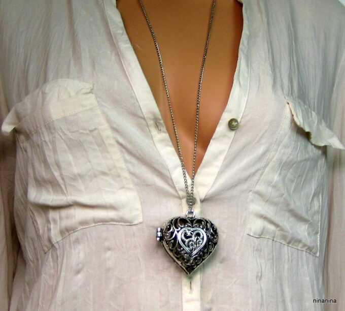 N3954h_collier_sautoir_coeur_porte-photo_metal_argent