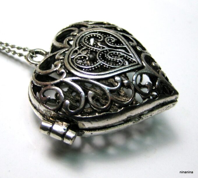 N3954k_collier_sautoir_coeur_porte-photo_metal_argent