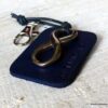 N3959a_Porte_cle_homme_cuir_bleu_personnalise_infini_Acier_-_Accessoires_porte_cle_en_ligne_Ninanina-2