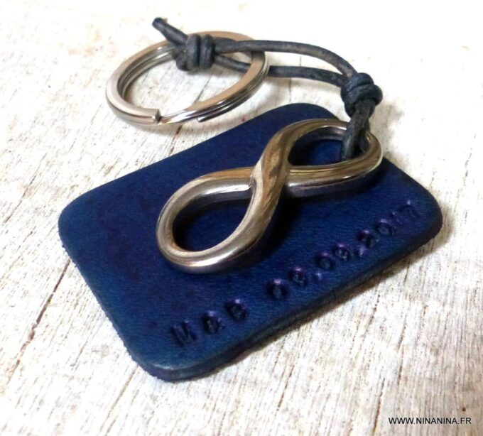 N3959a_Porte_cle_infini_Acier_homme_cuir_bleu_personnalise_-_Accessoires_porte_cle_en_ligne_ninanina-2