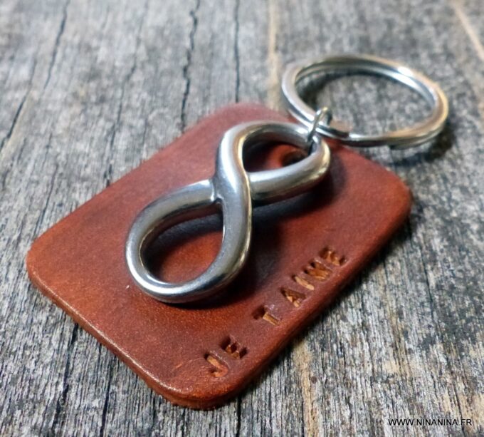 N3959c_Porte_cles_homme_cuir_personnalise_infini_acier_inoxydable_argente_-_Accessoires_porte_cle_en_ligne_Ninanina