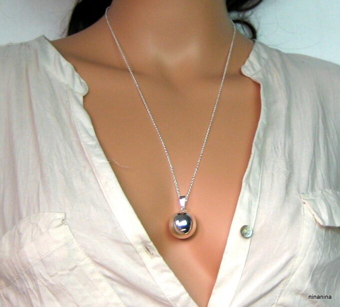 N3960e_collier_boule_plaque_argent