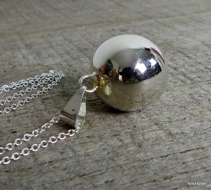 N3960terb_Collier_boule_plaque_argent