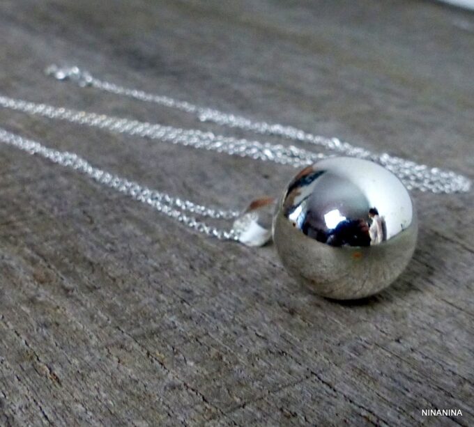 N3960terg_Collier_boule_plaque_argent