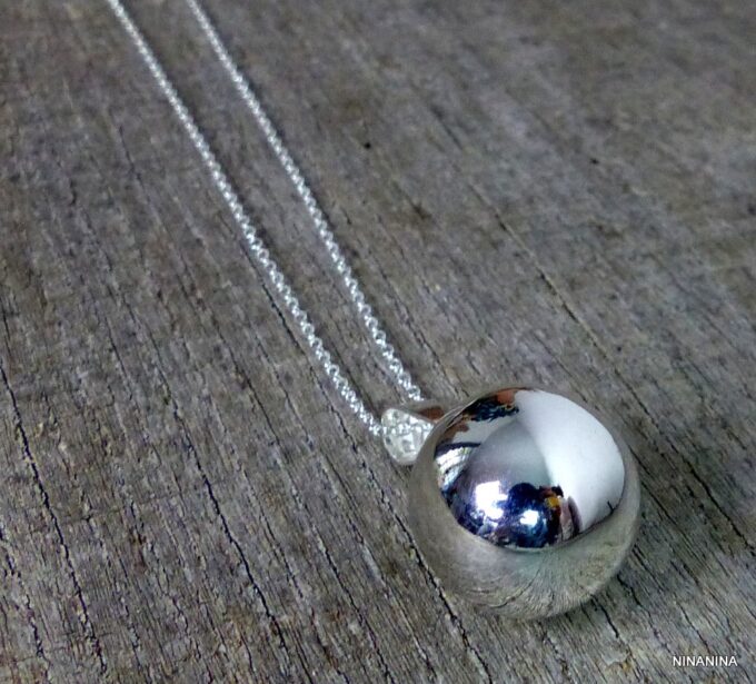 N3960teri_Collier_boule_plaque_argent