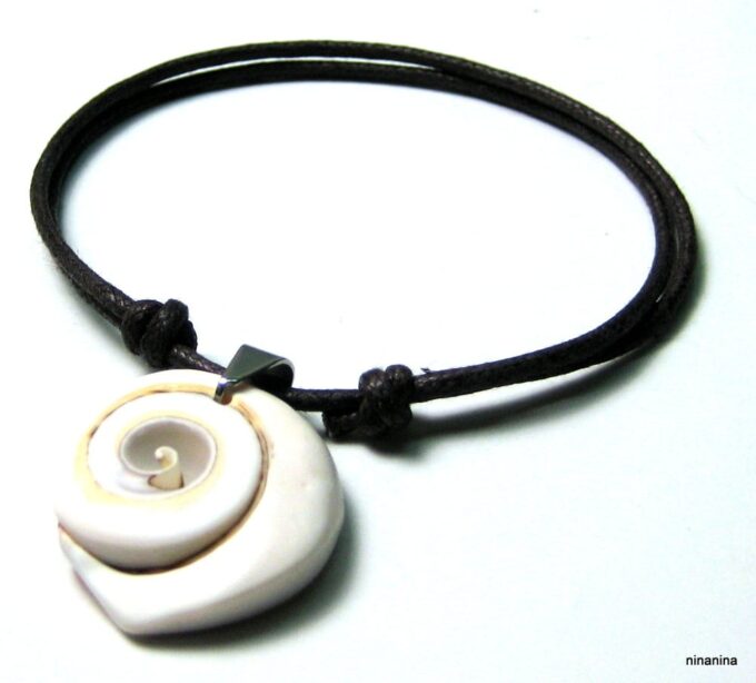 N3963b_bracelet_de_cheville_cordon_coquillage_escargot_et_coton_cire