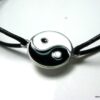 N3977a_bracelet_cordon_cuir_yin_yang_metal_argente_emaille