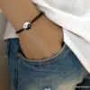 N3977b_Bracelet_cordon_cuir_yin_yang_metal_emaille_-_Bijoux_Bracelets_en_ligne_Ninanina