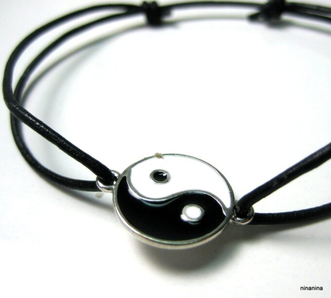 N3977b_bracelet_cordon_cuir_yin_yang_metal_argente_emaille