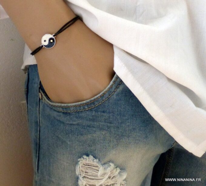 N3977d_Bracelet_cordon_cuir_yin_yang_metal_emaille_-_Bijoux_Bracelets_en_ligne_Ninanina