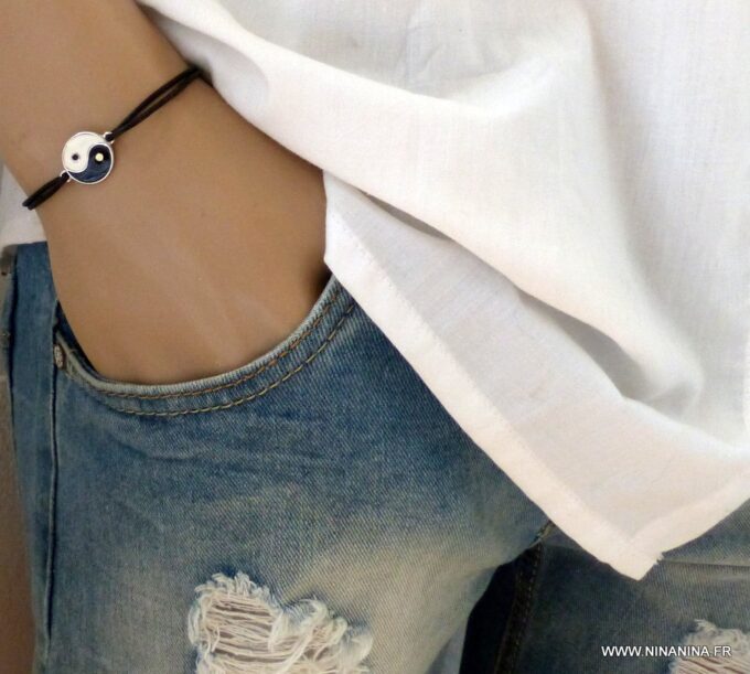 N3977g_Bracelet_cordon_cuir_yin_yang_metal_emaille_-_Bijoux_Bracelets_en_ligne_Ninanina