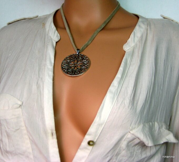 N3993s_collier_cordon_daim_et_metal_argent_filigrane