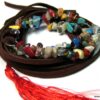 N4030n_bracelet_cordon_daim_pompon_rouge
