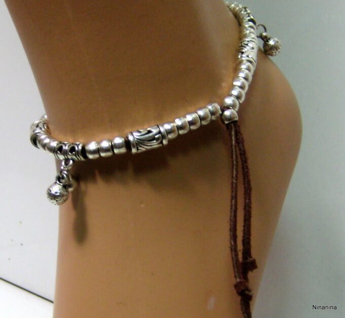 N4033l_bracelet_de_cheville_daim_et_perles_metal_argent