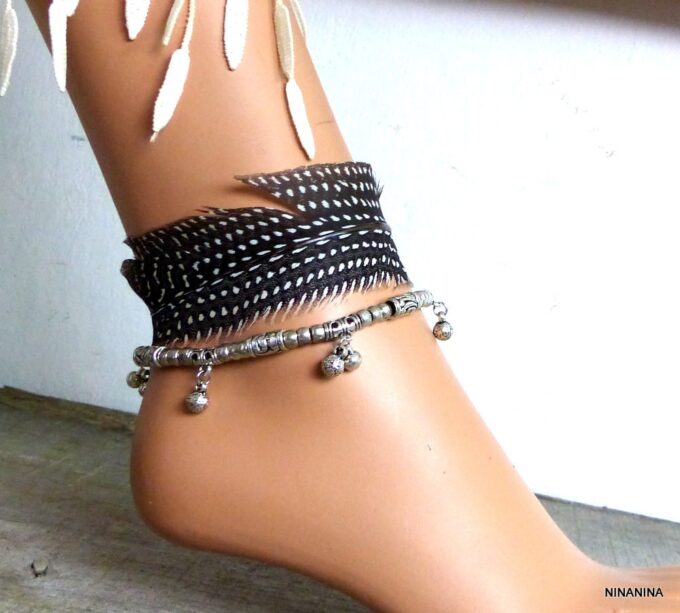 N4033terterb_Bracelet_de_cheville_daim_et_metal_argente
