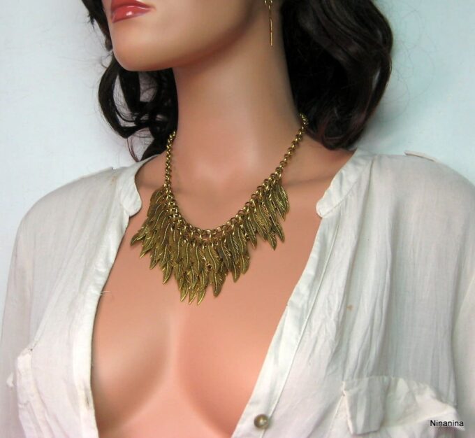 N4044e_collier_tribal_feuille_metal_dore_or-1
