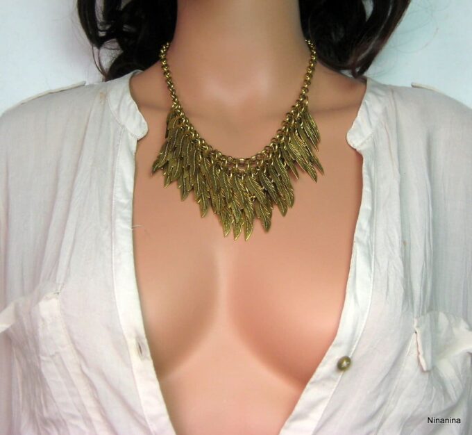 N4044g_collier_tribal_feuille_metal_dore_or-1