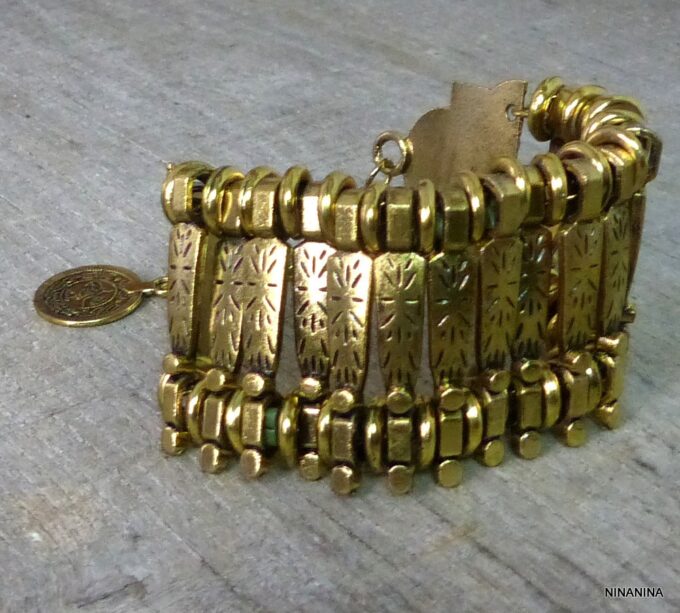 N4050ter_Bracelet_manchette_tribal_metal_dore-3