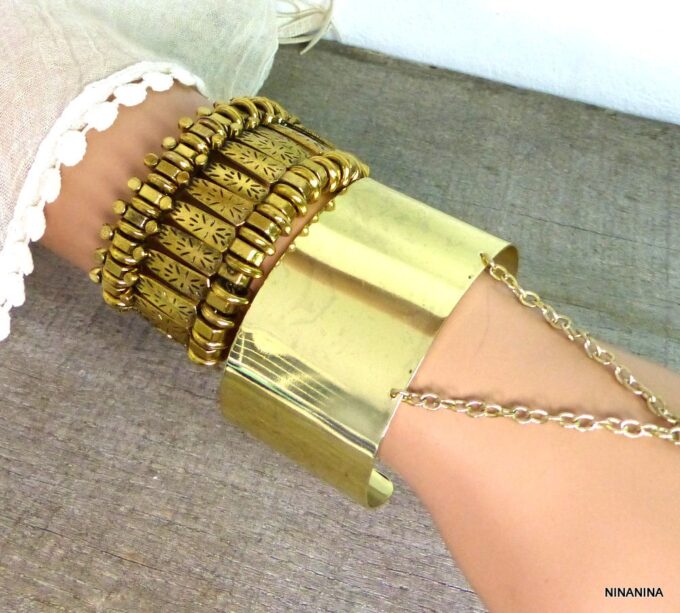 N4050ter_manchette_tribale_pieces_metal_dore-3