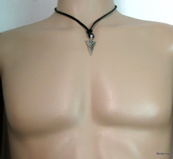 N4064g_collier_homme_tribal_cuir_fleche_metal_argent