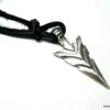 N4064p_collier_homme_tribal_cuir_fleche_metal_argent