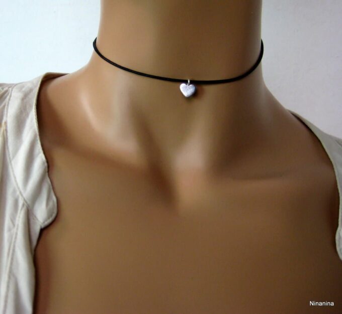 N4140h_collier_de_dos_cordon_cuir_coeur_argent_massif