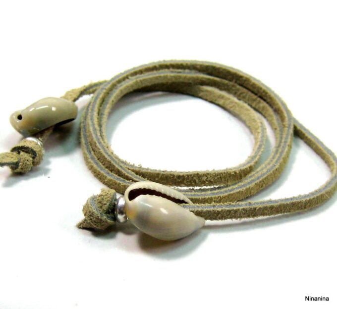 N4149b_bracelet_cordon_daim_et_coquillage_grain_de_cafe