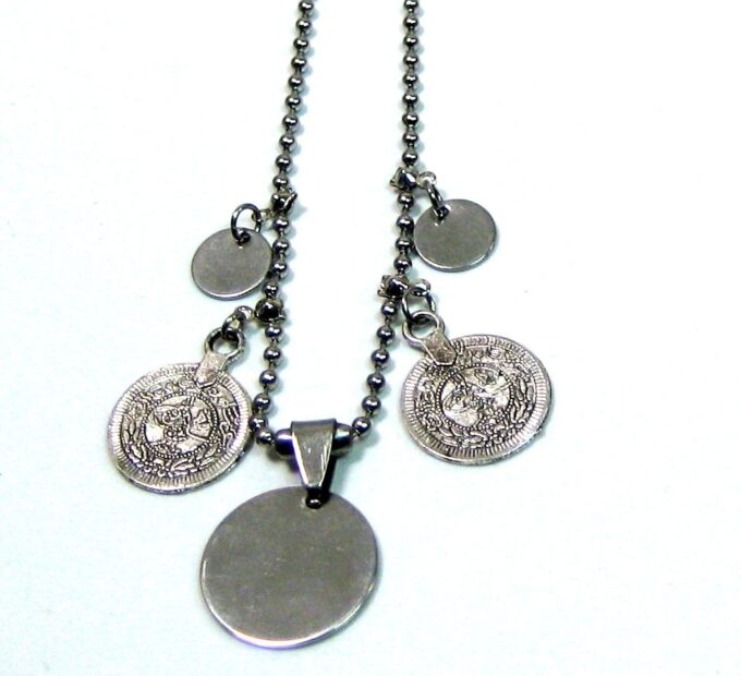 N4155b_collier_long_sautoir_medailles_metal_argent