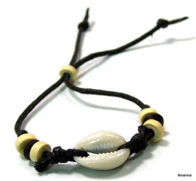 N4168b_bracelet_cordon_coquillage_blanc