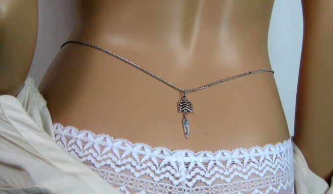 N4172bisd_chaine_de_taille_ethnique_fleche_et_plume_acier_inoxydable