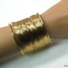 N4219e_bracelet_manchette_multilignes_metal_dore_or-1