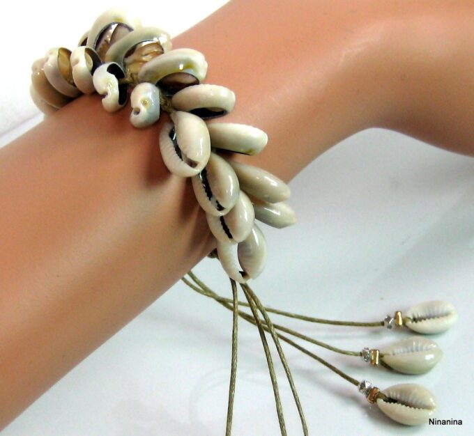 N4239h_bracelet_cordon_coquillage_grain_de_cafe