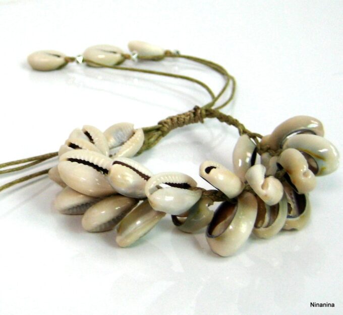 N4239m_bracelet_cordon_coquillage_grain_de_cafe