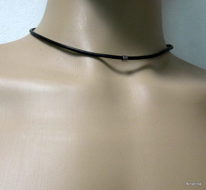 N4259j_collier_homme_tube_acier_inoxydable