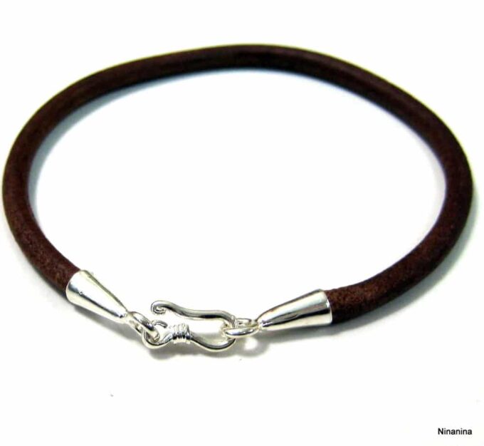 N4279h_Bracelet_cordon_cuir_plaque_argent_fermoir_crochet