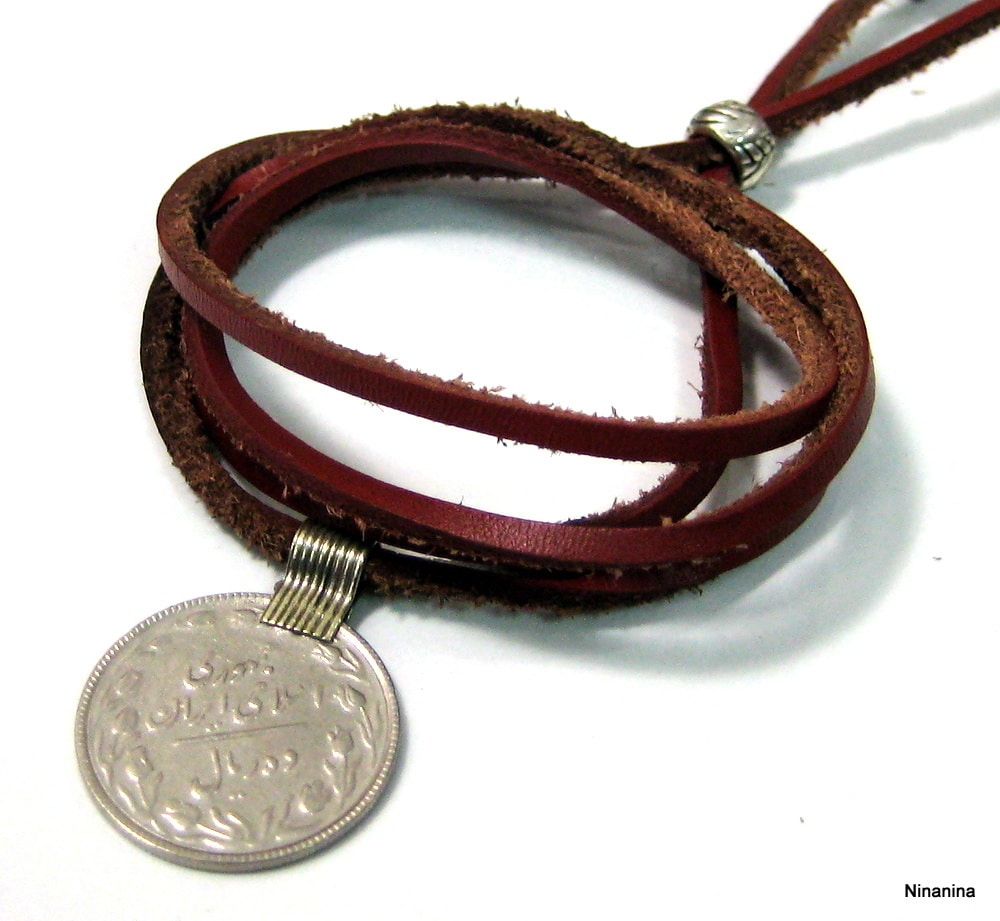 Bracelet femme enroulé cordon cuir pièce métal argenté – Image 8