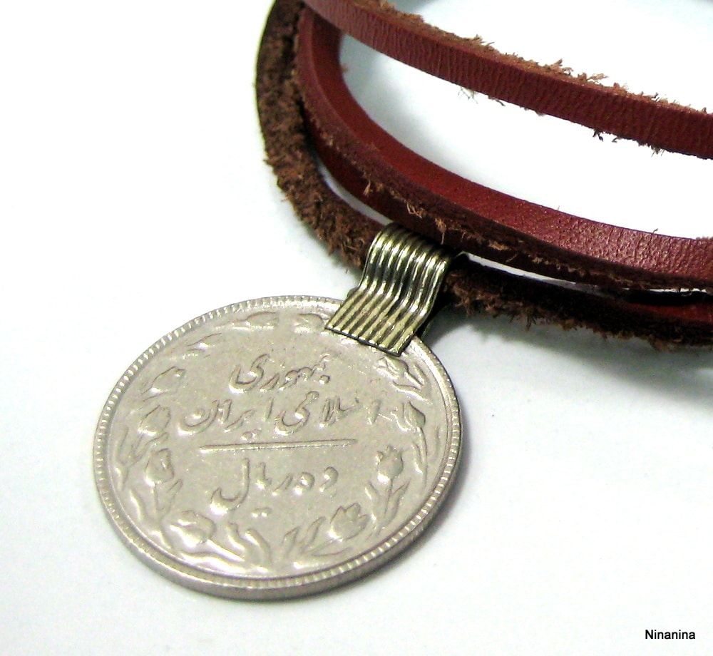 Bracelet femme enroulé cordon cuir pièce métal argenté – Image 6