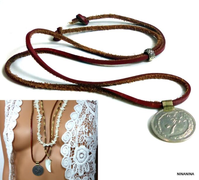 N4281ter_Collier_cuir_piece_tribale_metal_argent