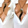 N4285i_Collier_femme_cordon_cuir_plumes_multicolores_NINANINA