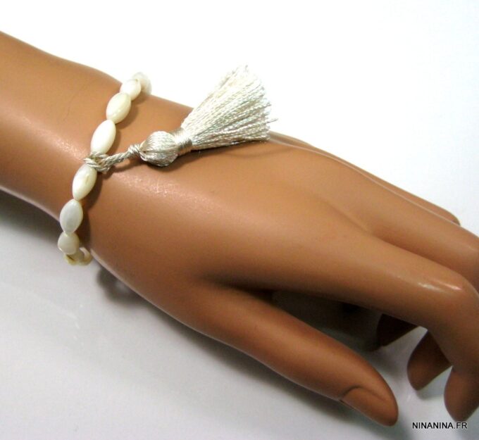 N4295d_bracelet_bague_argent_massif_nacre_pompon_ivoire