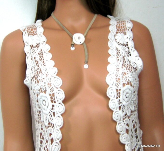 N4330d_collier_cordon_daim_coquillage