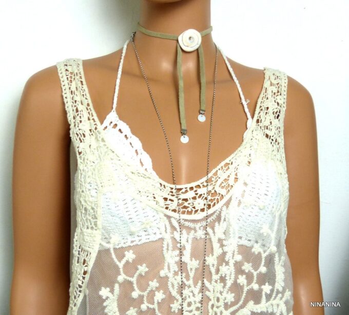 N4330ters_Collier_lacet_daim_coquillage